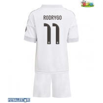 Real Madrid Rodrygo Goes #11 Hjemmedraktsett Barn 2025-26 Kortermet (+ Korte bukser)